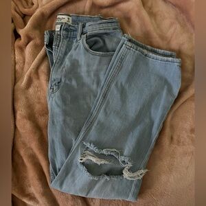 Abercrombie Ultra High Rise Ankle Straight Jean